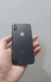 آیفون XS