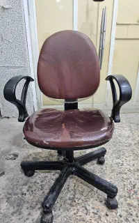 صندلی چرخ دار اداری