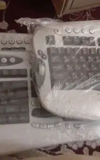 کیبرد(صفحه کلید) کارکرده و پاور نو