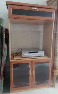میزتلویزیون درحدنو