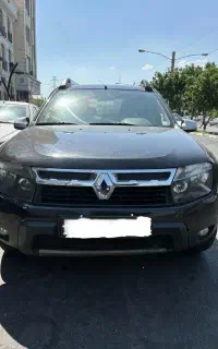 رنو داسترSE بی رنگ‌