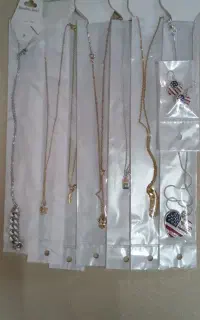 گردن بند و گوشواره بدلیجات با قیمت مناسب