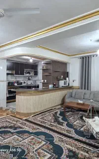 آپارتمان ۱۰۵ متری .طبقه اول .رو به نما