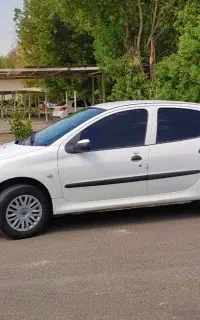 206بدون رنگ فقط معاوضه با پارس