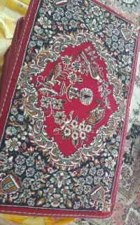 ۶ عدد پشتی قالی گل پروانه