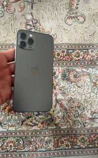 ایفون 12pro خیلی تمیز