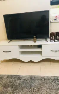 میز تلویزیون در حد نو نو