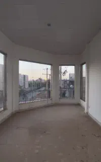 مغازه تجاری طبقه اول