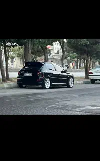راننده با ماشین ۴۰۴