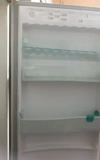 یخچال فروشی