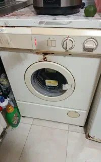 لباس شویی ارج