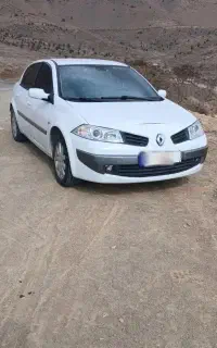 مگان ۲۰۰۰ مدل ۹۱