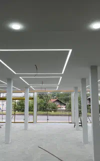 نیروی کار برای نقاشی ساختمان