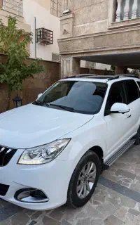 راننده شخصی با خودرو هایما
