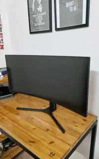 مانیتور شیائومی 34 اینچ کرو درحد نو نو با باکس