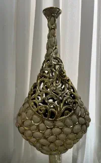 گلدون تزئینی طلایی