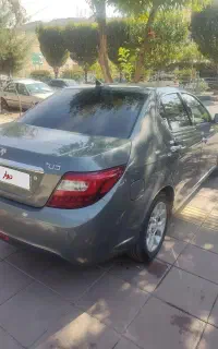دنا پلاس توربو اتوماتیک در حد
