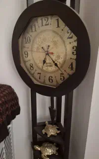 ساعت ایستاده