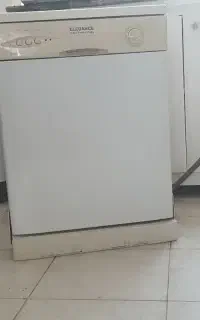 ظرفشویی تمام اتوماتیک در حد نو 20نفره