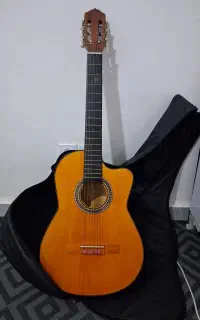 گیتار نو با کاور