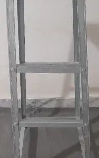 چهارپایه گالوانیزه یک متری