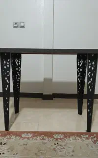 میز تحریر دینیال