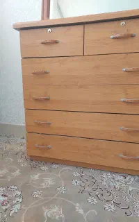 دراور با آینه