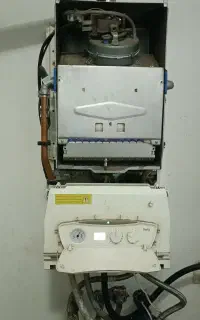 تعمیرکار نصاب پکیج آب گرم کن بخاری پمپ اب