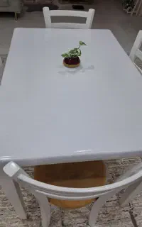 نهارخوری ۴ نفره