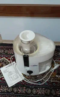 آبمیوه گیری Sun House