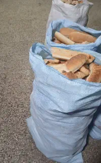 نان خشک تازه