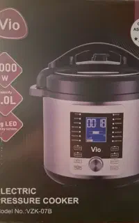 مولتی‌کوکر Vio مدل VZK-07B   (هدیه و باز نشده)