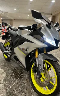 یاماها R15 در حد صفر