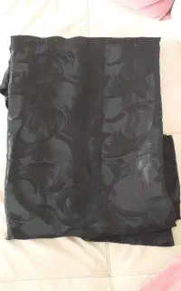 یک قواره چادر مشکی گلدار