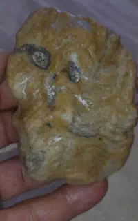 یه شهاب‌سنگ الماس ناب بارخ انسانی.