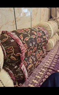 ۱۴ تا رو بالش و۸ تا رو پشتی