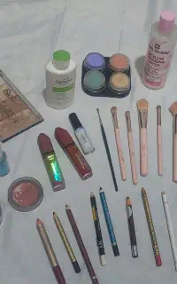 وسایل میکاپ اصل