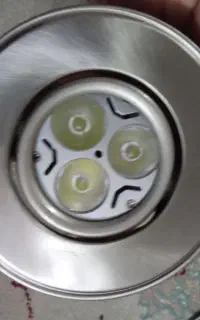 لامپ هالوژن و چراغ قوه