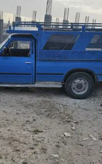 نیسان وانت دوگانه کارخانه