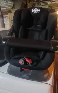 صندلی ماشین کودک