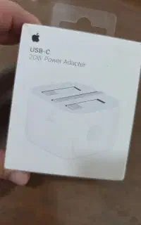 معاوضه آداپتور اصل اپل 20w با آداپتور سامسونگ ۴۵w