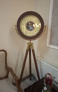ساعت ایستاده