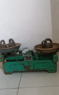 ترازو قدیمی کلکسیونی