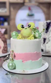 دوره کیک تولد درارومیه / کیک پزی