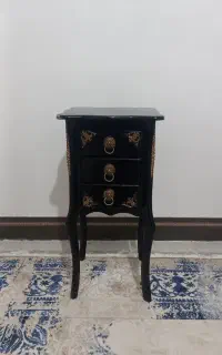 میز تلفن چوبی در حد نو وکاملا سالم وشیک
