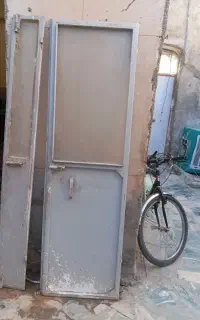 بارگیری و تخلیه هرنوع باروتمیز کاری ساختمان
