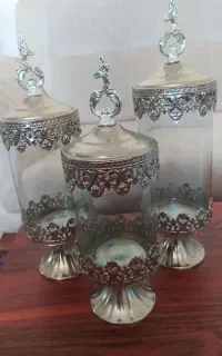 بانکه شیشه‌ای