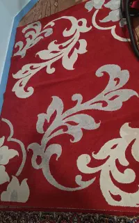 یک عدد فرش شیش متری تمیز