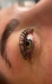 آموزش تخصصی اکستنشن مژه در امیری