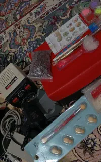 وسایل کاشت ناخن همراه با 52عددلاک ژل